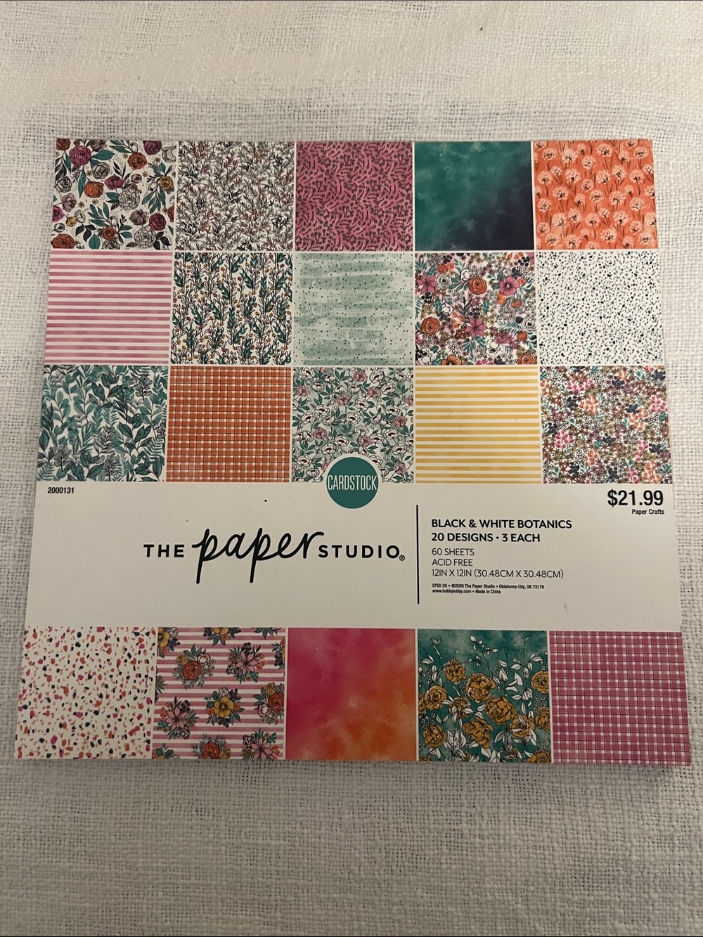 The Paper Studio Black & White Botanics Cardstock Pack - Mixed Floral Colors NWT